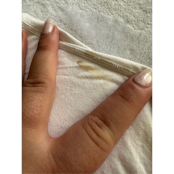 Men’s white Fabletics crewneck T-shirt, size large ￼ - Picture 7 of 8